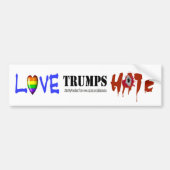 Love Trumps Hate Bumpersticker (Voorkant)