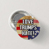 Love Trumps Hate Ronde Button 3,2 Cm (Voorkant /achterkant)