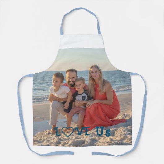 "LOVE US" Familiefoto PERSONALISEREN Schort (Voorkant)