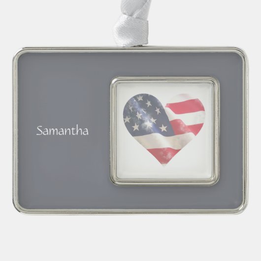 Love USA American Heart Flag Custom Name Verzilverd Omlijst Ornament (Voorkant)