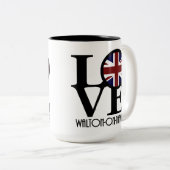 LOVE Walton on Thames 15oz Tweekleurige Koffiemok (Voorkant rechts)