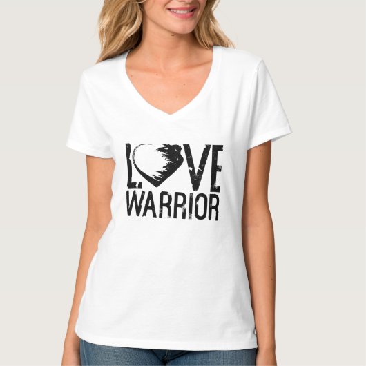 Love Warrior V-Neck T-Shirt (Voorkant)