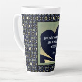 LOVE What You're Doing Latte Mok door Adiela Akoo (Linkerhoek)