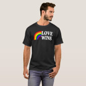 Love Win Rainbow Peace Sign Pride Lesbian T-shirt (Voorkant volledig)