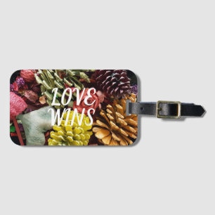 Love Wins Autumn Cones Bagagelabel