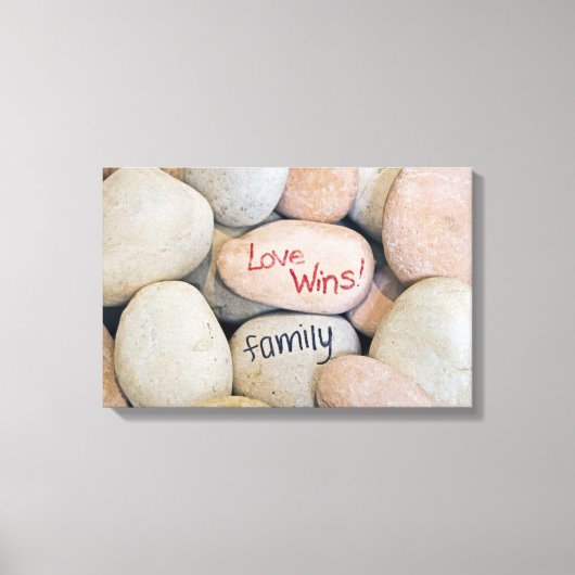 Love Wins-message on rocks Canvas Afdruk (Voorkant)