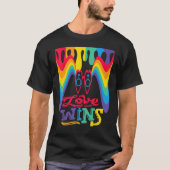 Love Wins Rainbow with Mars Symbol for Gay Love T-shirt (Voorkant)