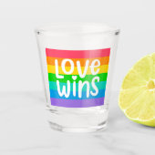 Love Wins Shot Glas (Voorkant)