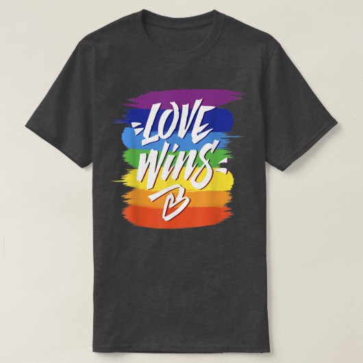 Love Wins T Lesbian Gay Pride Rainbow Pride LGBT T-shirt (Design voorkant)