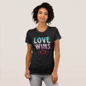 Love Wins T-Shirt (Voorkant volledig)