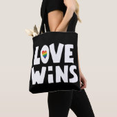 Love Wins Tote Bag (Dichtbij)
