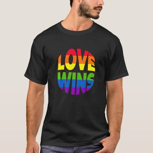 Love Wins Transgender Lgbetq Gay Lesbian Rainbow P T-shirt (Voorkant)
