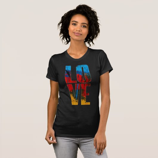 Love Yellow Black Red Blue Trendy Abstract Art T-shirt (Voorkant volledig)