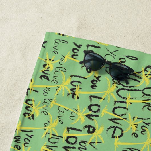 Love You Fun Summer Palms Typography Art Strandlaken (In situ)