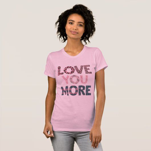Love You More Mixed Pattern Typography – Leopard T-shirt (Voorkant volledig)