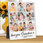 Love You Oma Custom Modern Simple 9 Foto Fotoplaat<br><div class="desc">Introductie van onze aanpasbare fotocollage plaque, een oprecht en uniek cadeau perfect voor de speciale oma in je leven. Deze prachtig ontworpen plaquette stelt u in staat om 9 van uw favoriete foto's te laten zien, waardoor een moderne, elegante en eenvoudige collage wordt gecreëerd die warmte en liefde uitstraalt. Gepersonaliseerd...</div>