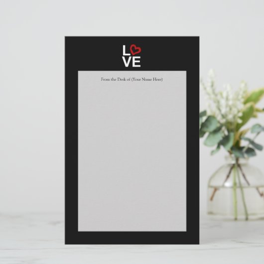 LOVE, zwart en wit met rood kettinghart Briefpapier (Staand voorkant)
