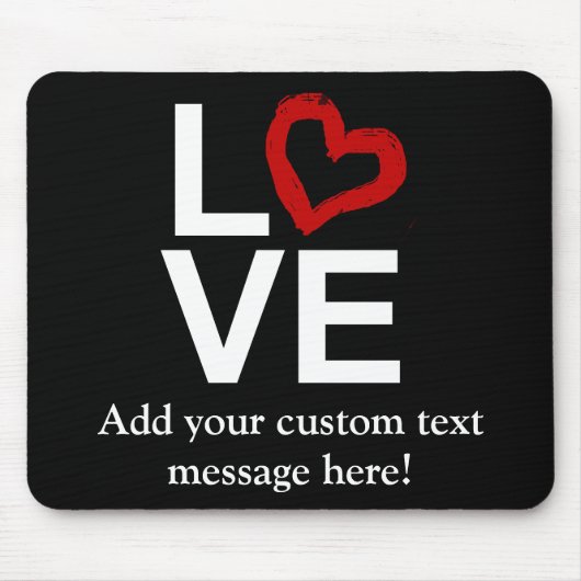 LOVE, zwart en wit met rood kettinghart Muismat (Voorkant)