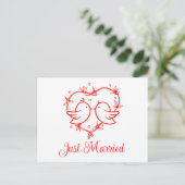 Lovebirds Boho Red Love Heart Just Married Wedding Aankondigingskaart (Staand voorkant)