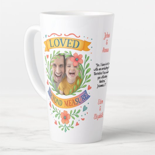Loved Beyond Measure - Custom Photo & Text Floral Latte Mok (Linkerhoek)