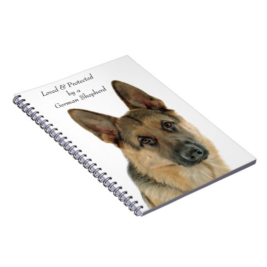 Loved & Protected by a German Shepherd Notitieboek (Rechterzijde)