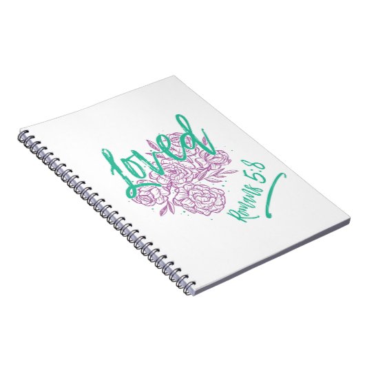 Loved - Romans 5:8 Notitieboek (Rechterzijde)