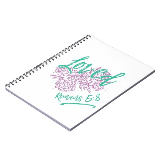 Loved - Romans 5:8 Notitieboek (Linkerzijde)