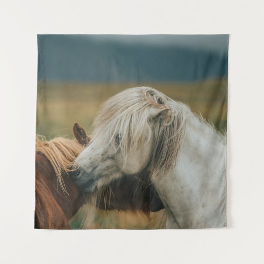 LOVELY HORSE COUPLE WANDKLEED (Voorkant)