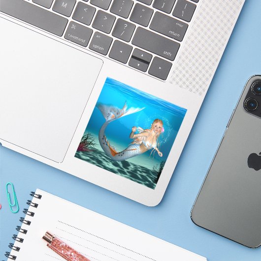 Lovely Mermaid Sticker (Laptop met iPhone)