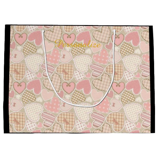 Lovely Patchwork Quilt Pattern Pink Hearts Bows Groot Cadeauzakje (Achterkant)