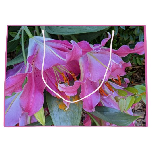 Lovely Pink Lilies Floral Groot Cadeauzakje (Voorkant)