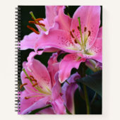 Lovely Pink Lily Blooms Floral Notitieboek (Voorkant)
