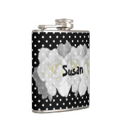 Lovely White Gardenia Flowers on Black and White Heupfles (Rechts)