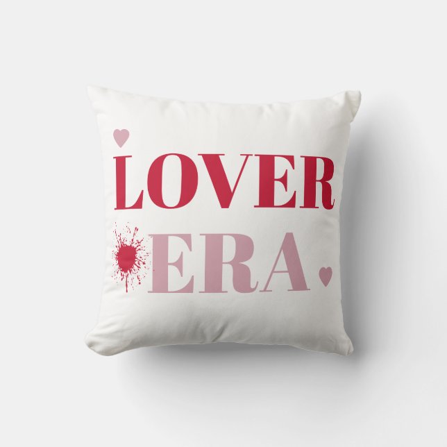 Lover Era Valentijnsdag | Roze & Rode Harten Kussen (Voorkant)