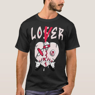 Lover toont het T-shirt van de hartslag om laag Ar