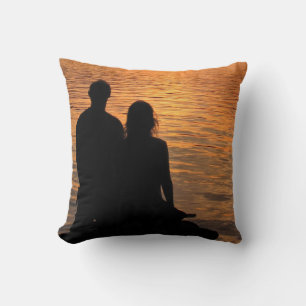 Lovers aan het Sunset Lake Kussen