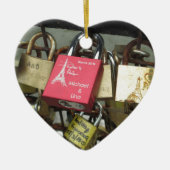 Lovers Bridge - Paris Love Locks, Frankrijk - Zoom Keramisch Ornament (Voorkant)