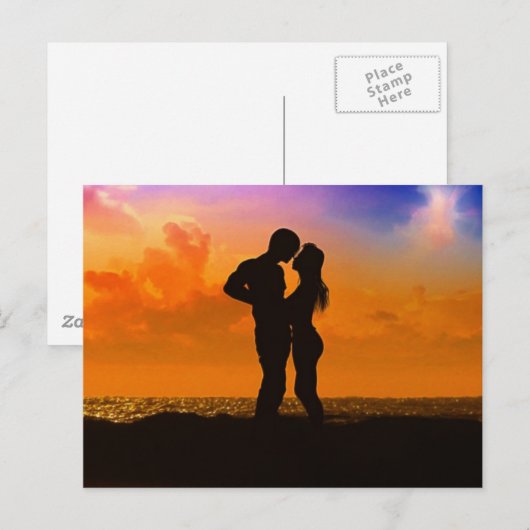 Lovers Kissing op zonsondergang op het strand Briefkaart (Voorkant / Achterkant)