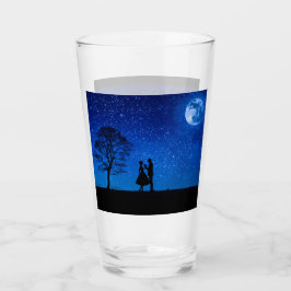 Lovers onder volle maan glas
