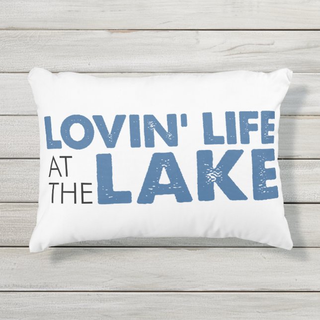 Lovin Lake Life Outdoor Pillow Buitenkussen (Voorkant)