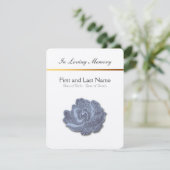 Loving Memory  Roos 3 Begrafenisaankondiging Kaart (Staand voorkant)