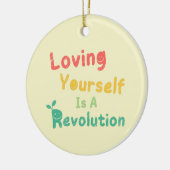 Loving Yourself Is A Revolution [FunCan] T-Shirt S Keramisch Ornament (Links)