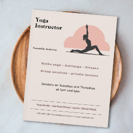 Low Lunge Pose - Yoga Instructeur Flyer