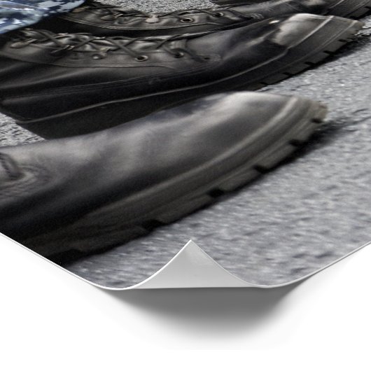 Low section view of sailors poster (Hoek)