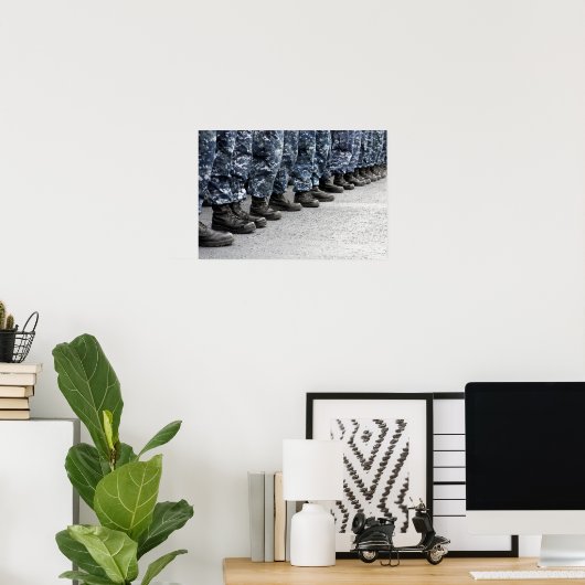 Low section view of sailors poster (Thuiskantoor)