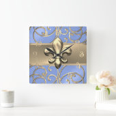 Lt Blauw en Goud filigraan Swirls Fleur de Lis Vierkante Klok (Huis)