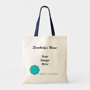 Lt Blue/Blauwgroen Flower Ribbon Sjabloon door K Y Tote Bag
