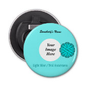 Lt Blue/Blauwgroen Flower Ribbon Tmpl van Kenneth Button Flesopener (Voorkant)