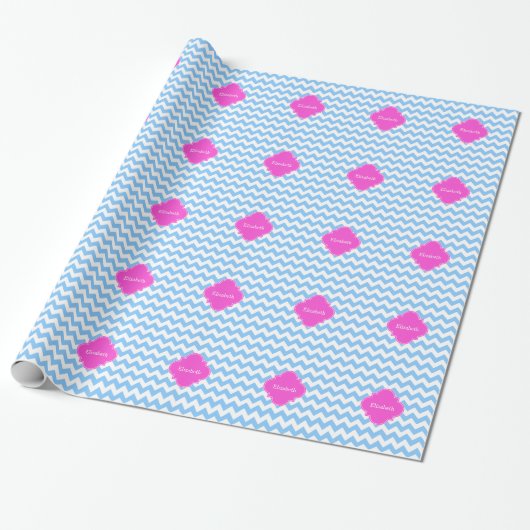 Lt Blue Wht Chevron Hot Pink Quatrefoil Monogram Cadeaupapier (Uitgerold)