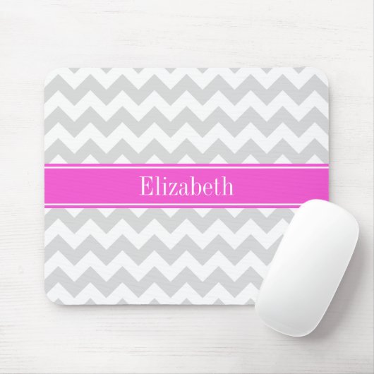 Lt Gray White Chevron Hot Pink Name Monogram Muismat (Met muis)